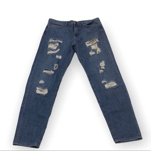 Forever21  Womens Distressed Jeans Size 27
